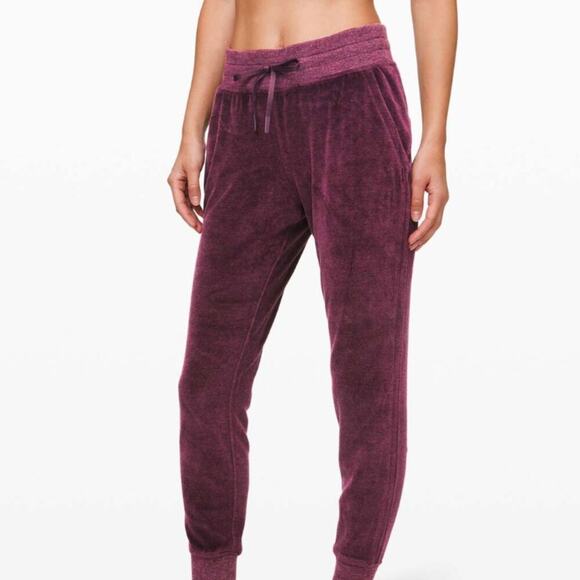 Lululemon Warm Down Jogger *Velour Heathered Arctic Plum Size 6 - Picture 1 of 9